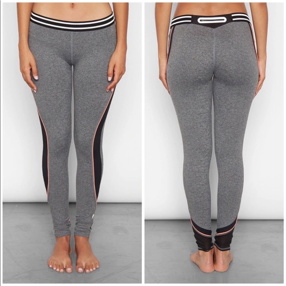 threads for thoughts Advanced performance LEGGINGS